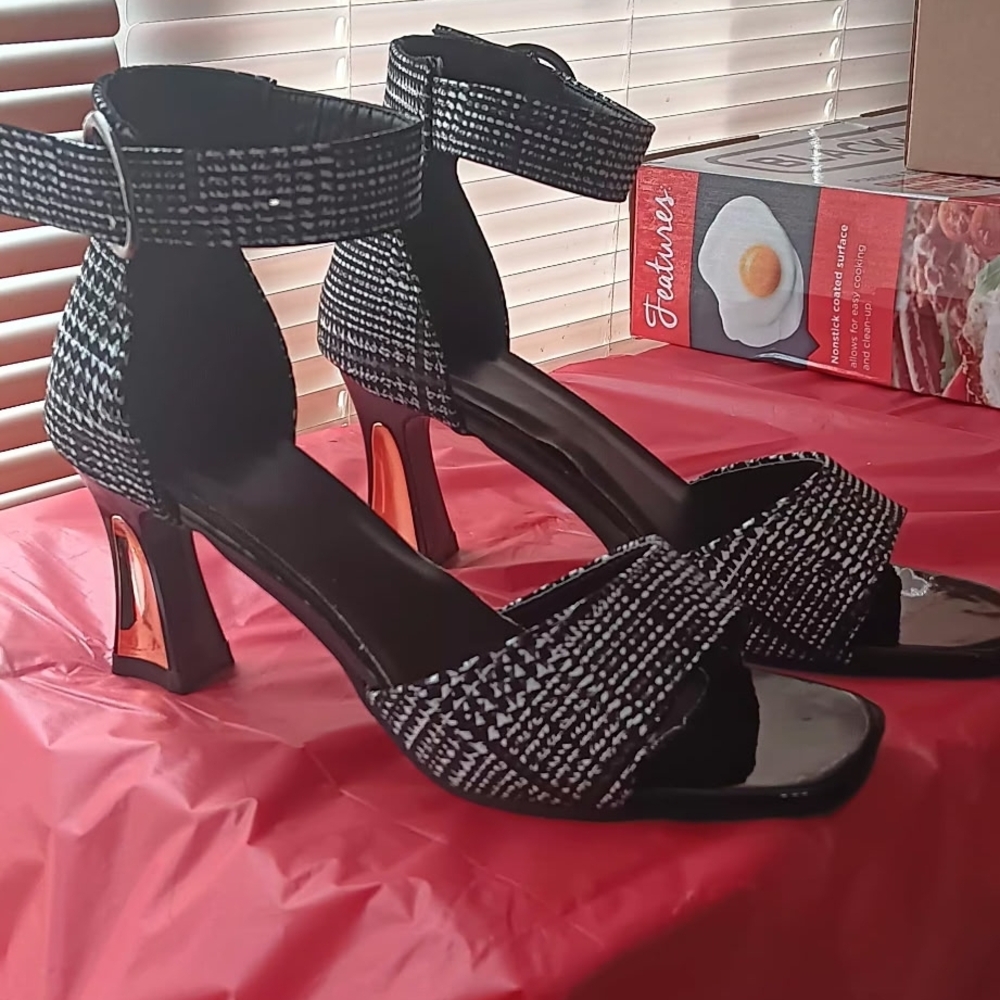 Stylish Black and White Women's Heels